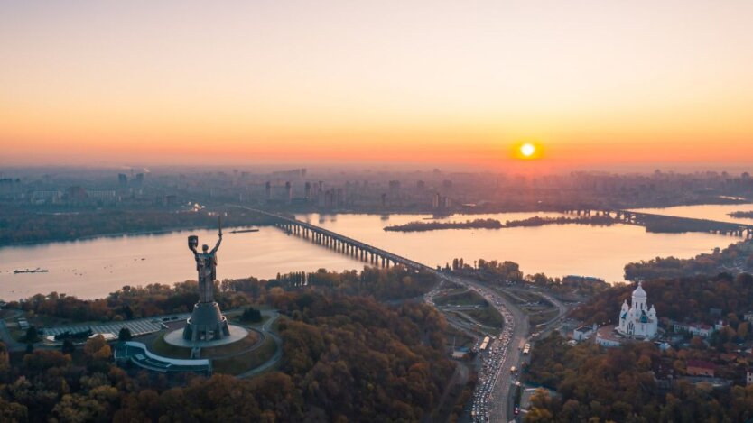 Rekordtourismusabgabe: Ukrainer reisen mehr