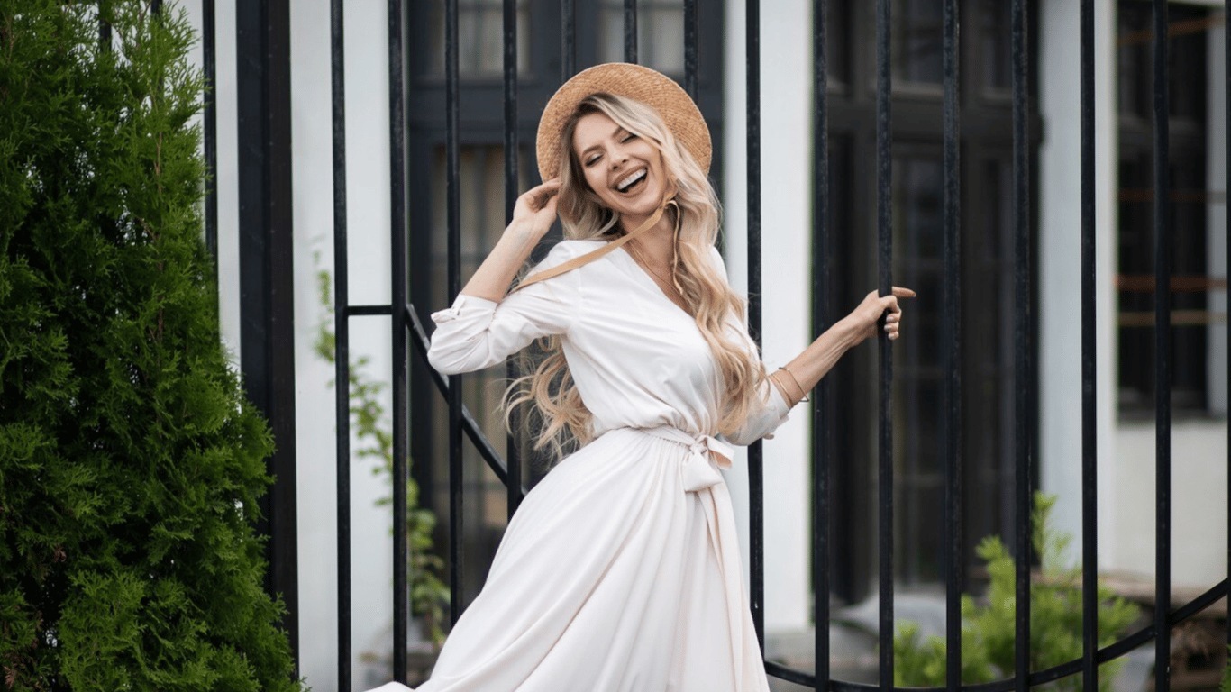 In this outfit, you want to live — what makes the kaftan dress special