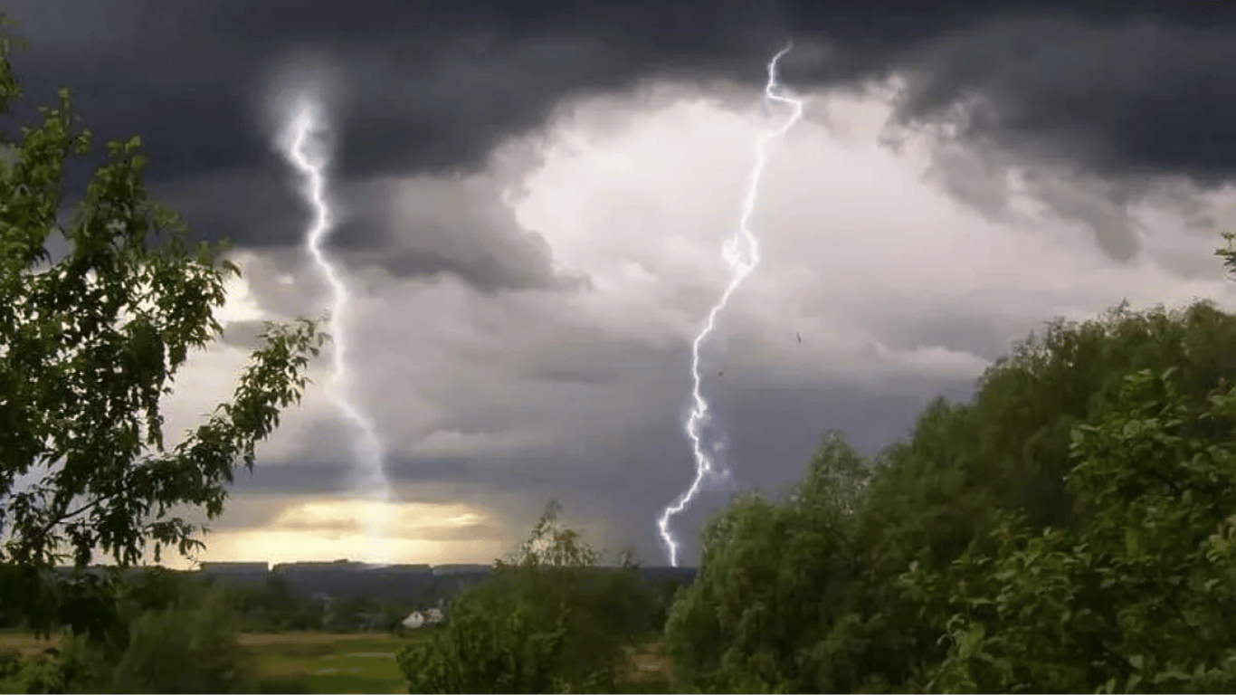 Erwärmt auf +37°, aber es gibt einen Haken - das Wetter in Charkiw morgen