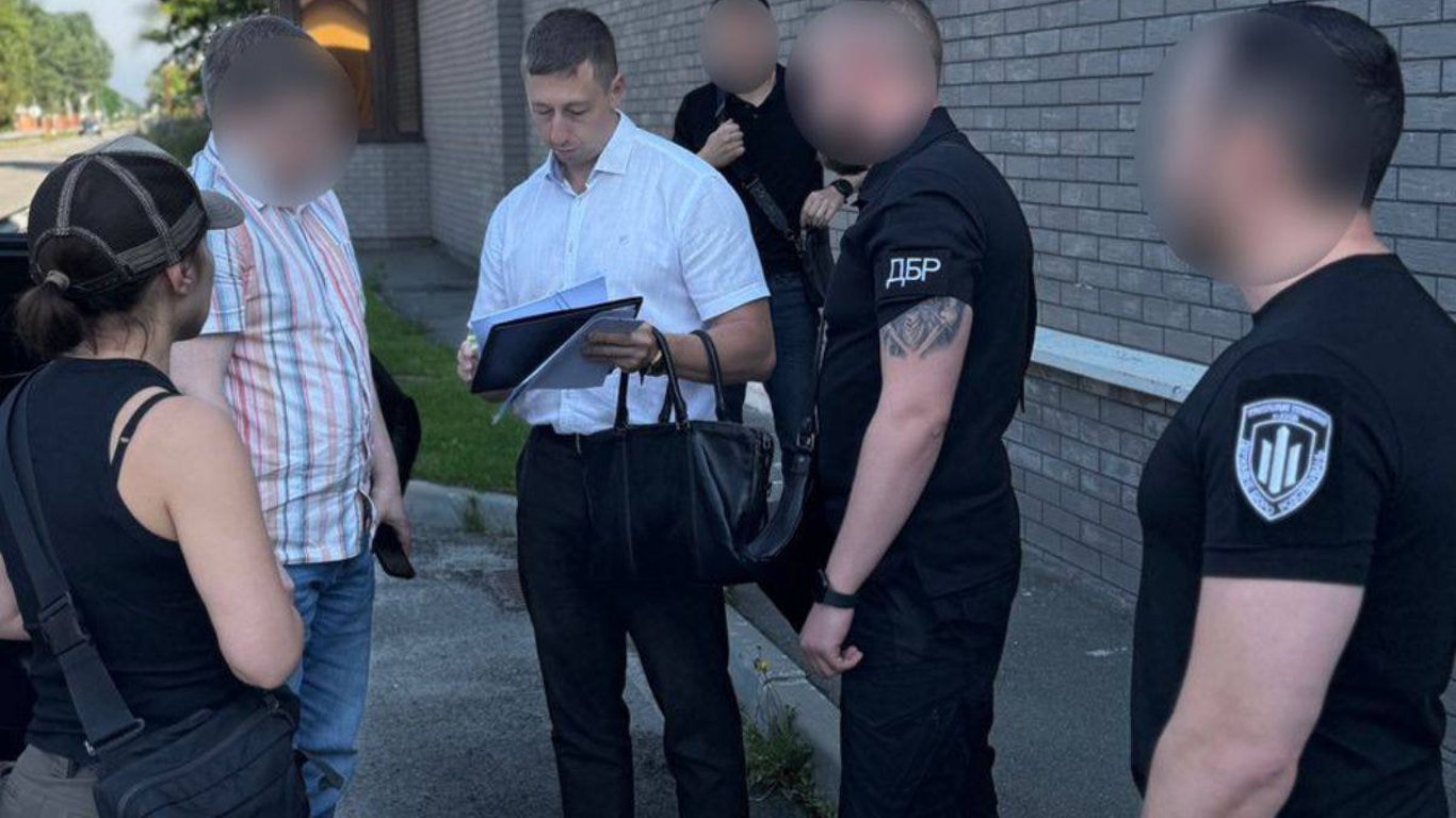 Завдали мільйони збитків — оголошено підозри посадовцям КМДА