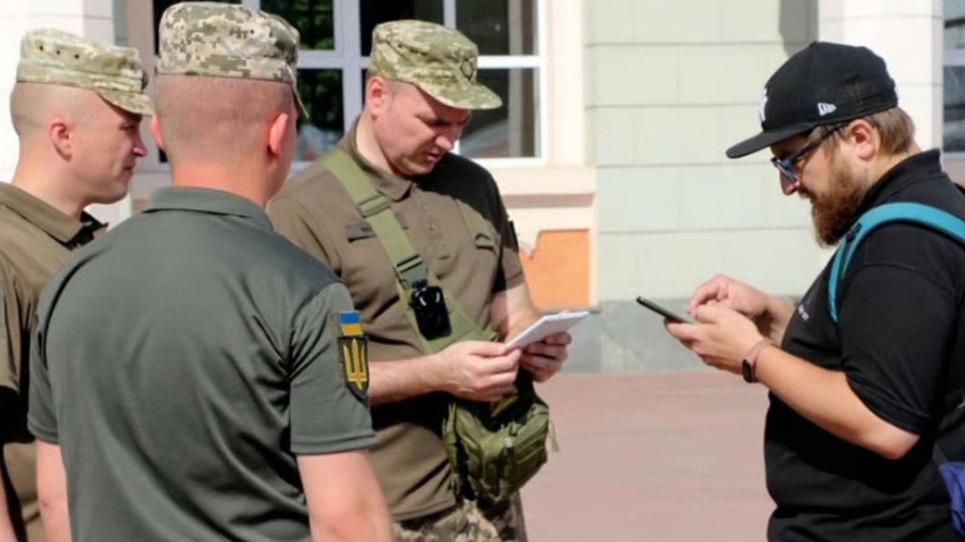 Mobilizacja na Ukrainie — jakie dokumenty należy mieć przy sobie