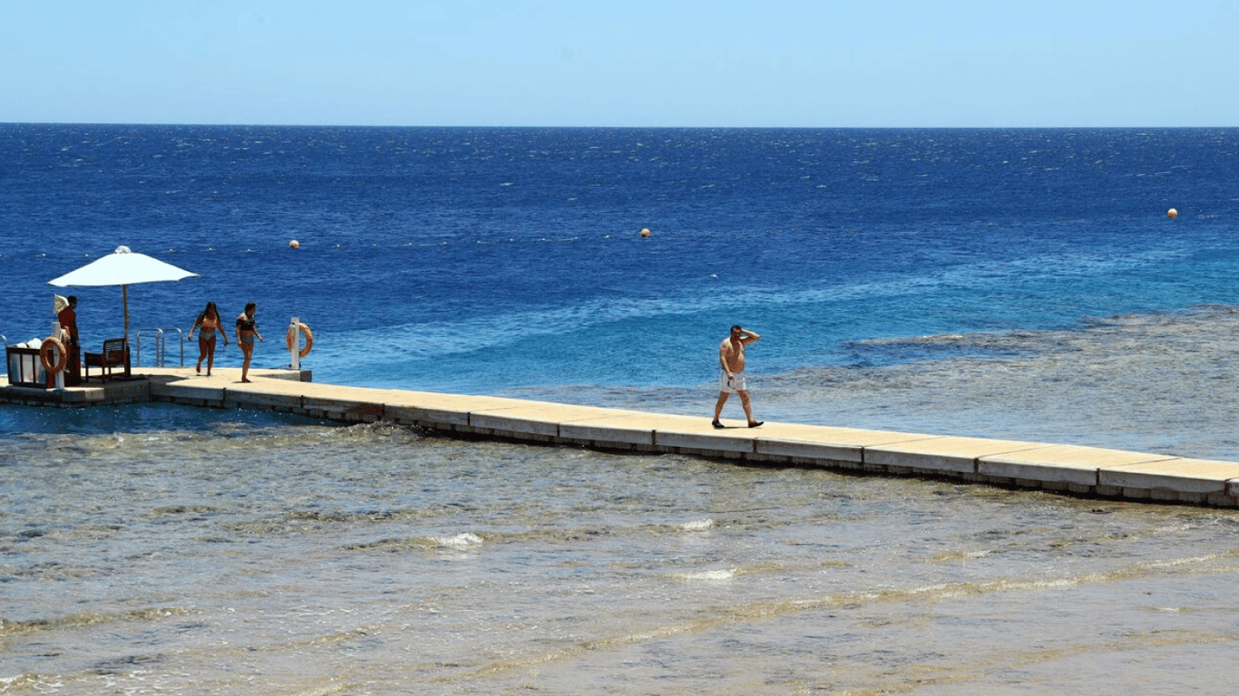 Russischen Touristen wurde das Baden im Meer in Ägypten verboten