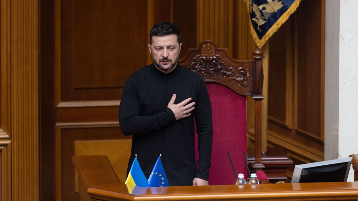 Зеленский поблагодарил ЕС за 18-й пакет санкций против России