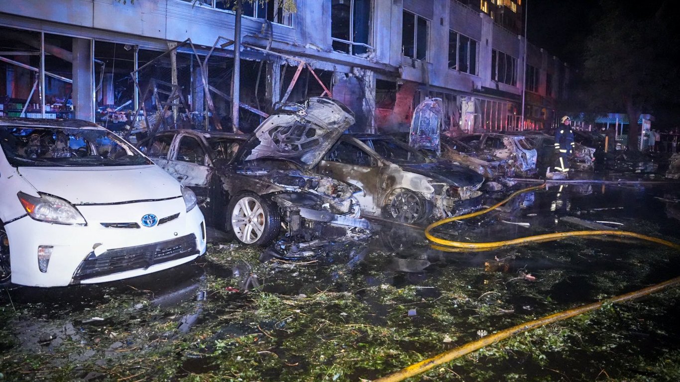 Nachts Angriff auf Odessa - erste Fotos vom Ort des Einschlags
