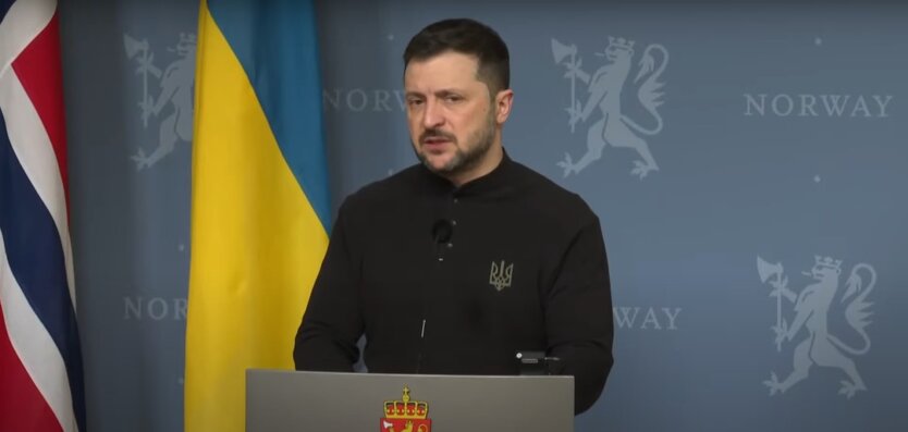 Zelensky answers questions from journalists