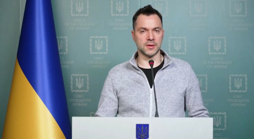 Zeleński wprowadził sankcje RBN przeciwko Aresztowiczowi i jeszcze 8 osobom