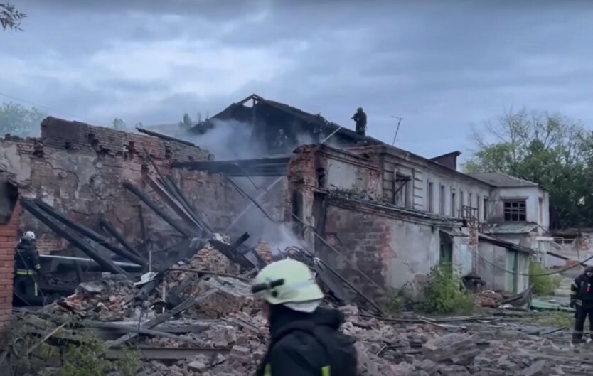 Россияне атаковали Харьков дронами: возник пожар